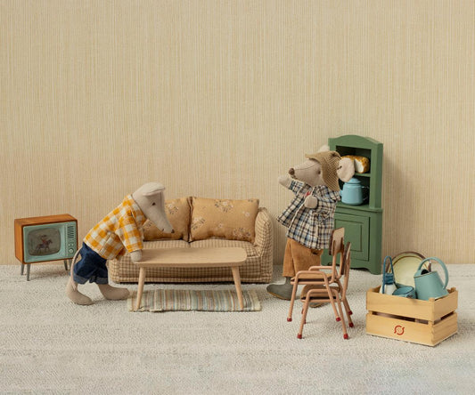 Maileg Chair Mouse Dark Powder