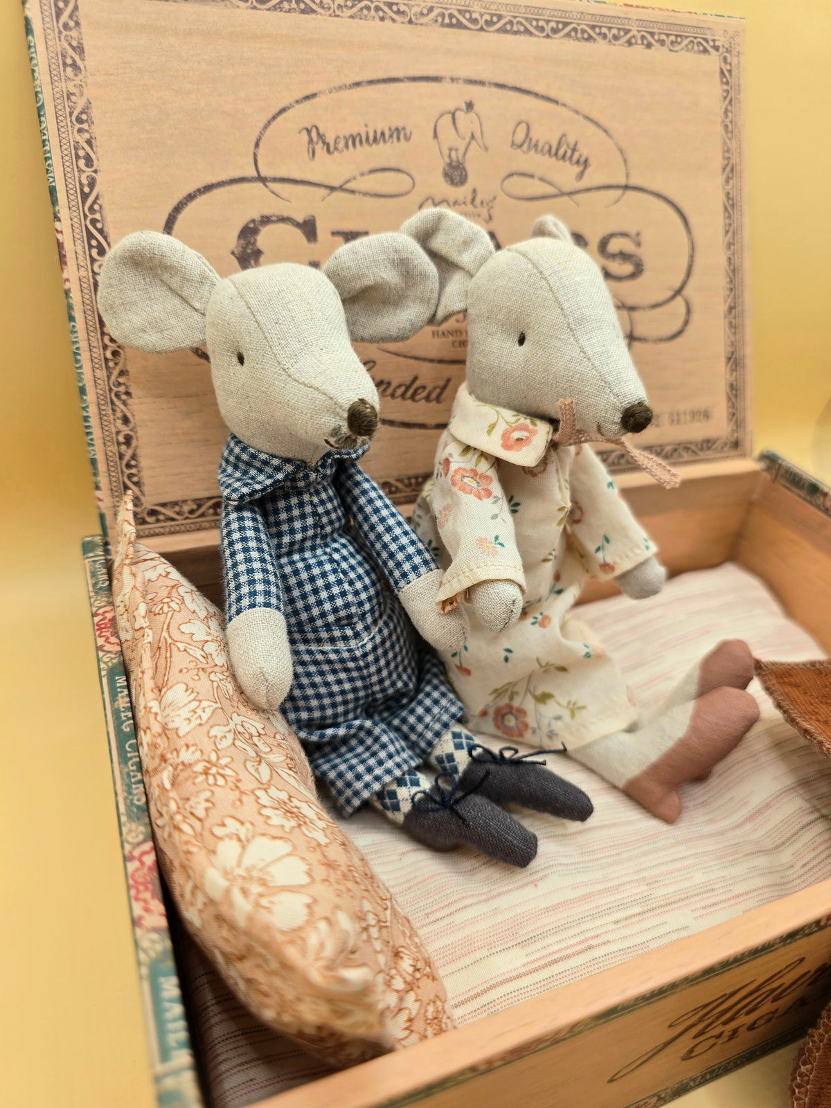 Maileg Grandma & Grandpa Mice in Cigar Box