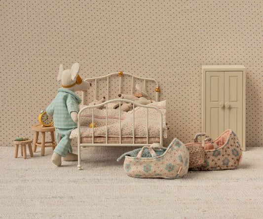 Maileg Vintage Double Bed Mouse Off -White