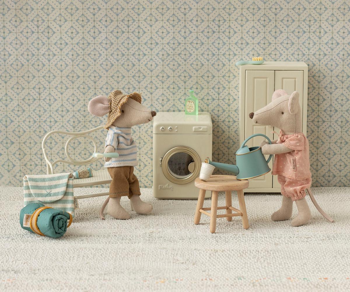 Maileg Washing Machine Mouse Off-White