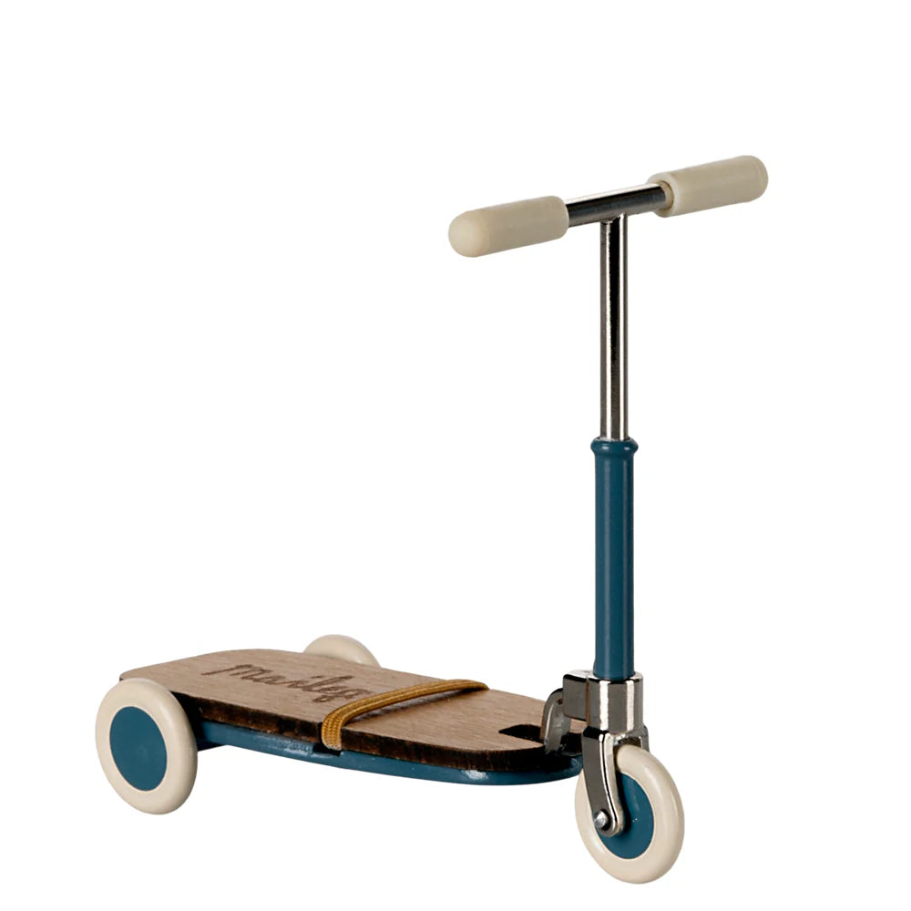 Maileg Kick Board Scooter Scooter Mouse Blue