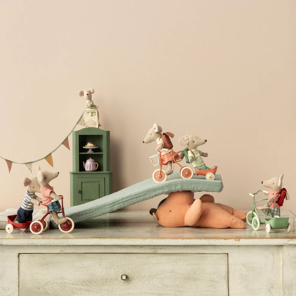 Maileg Tricycle Trailer Mouse Red